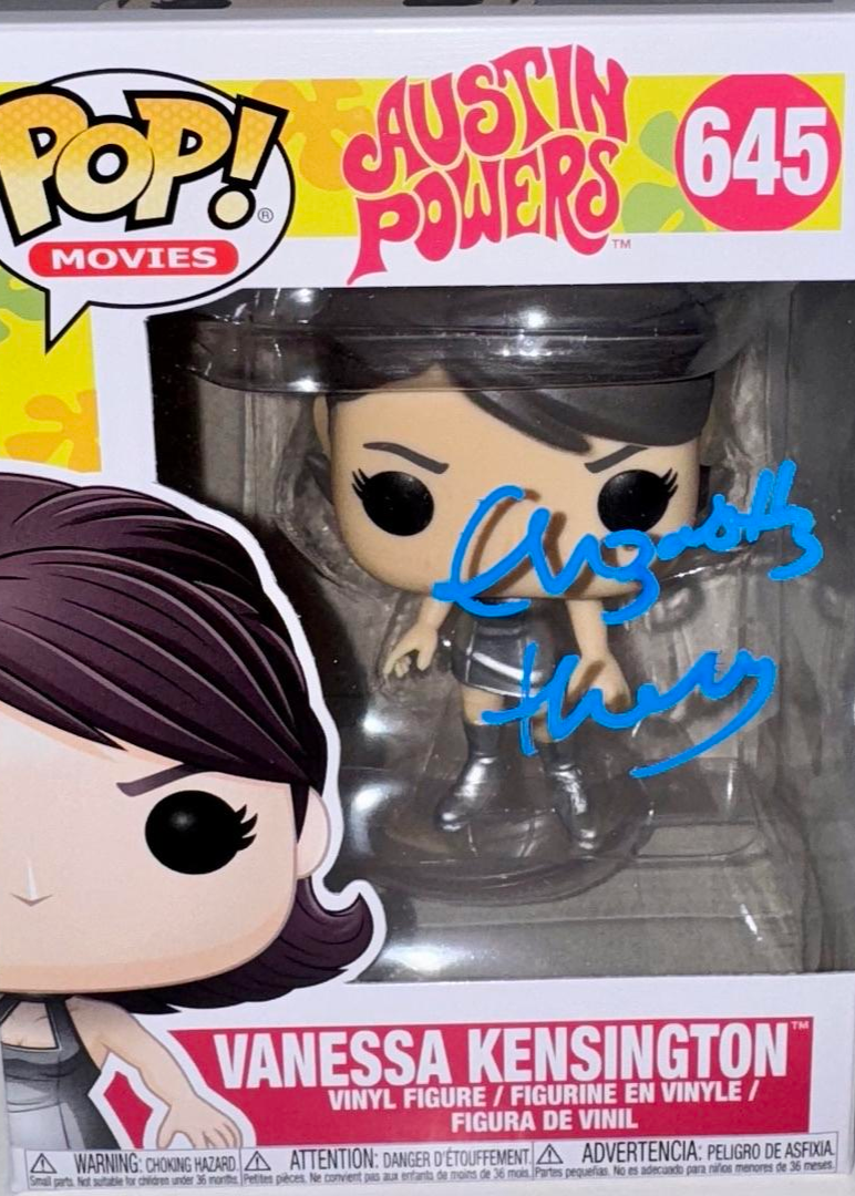 Elizabeth Hurley Signed Funko Pop #645 "Vanessa Kensington" Austin Powers (Blue Ink) - Beckett COA